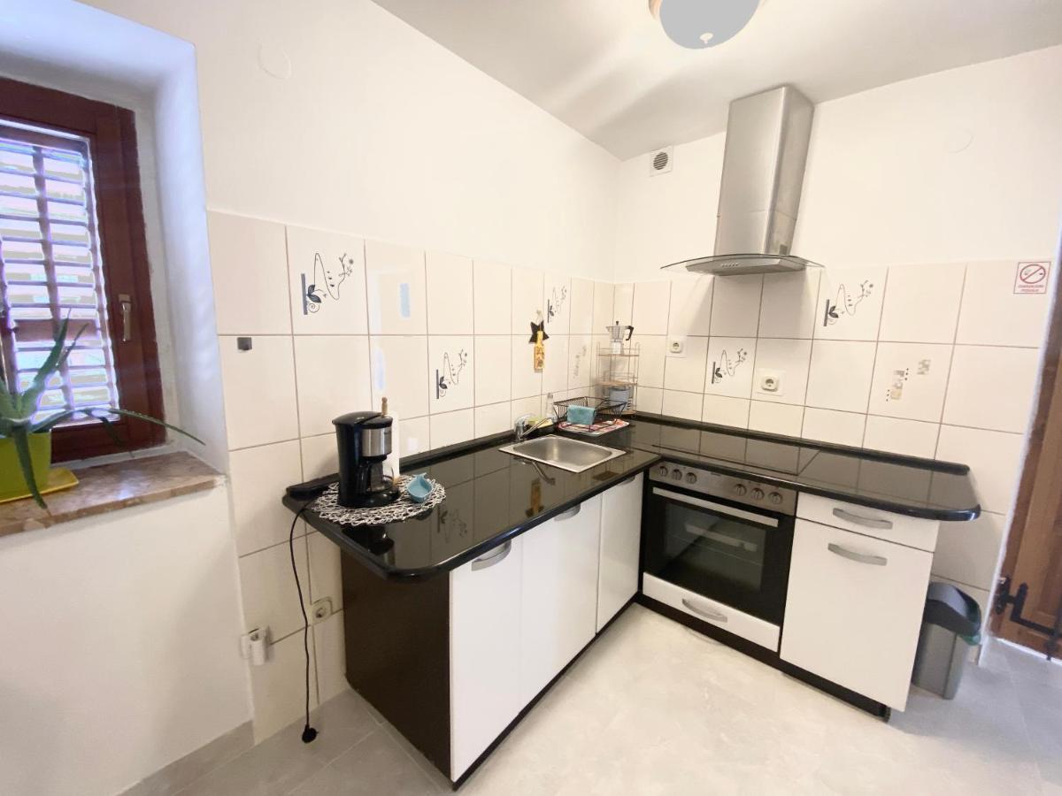 Apartment Center Old Town - 1Min To Palace 스플리트 외부 사진